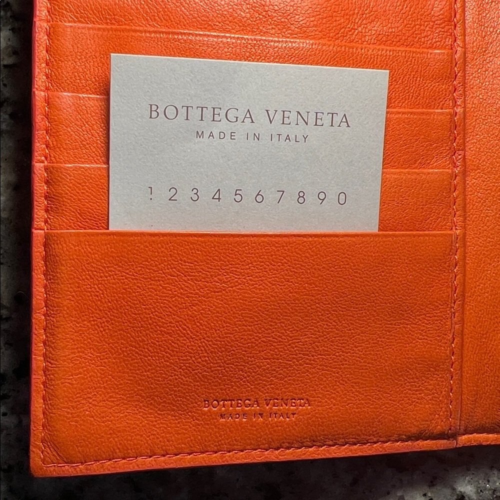 AUTHENTIC Bottega Veneta EUC Orange ๐ Wallet with Clasp - Picture 12 of 14
